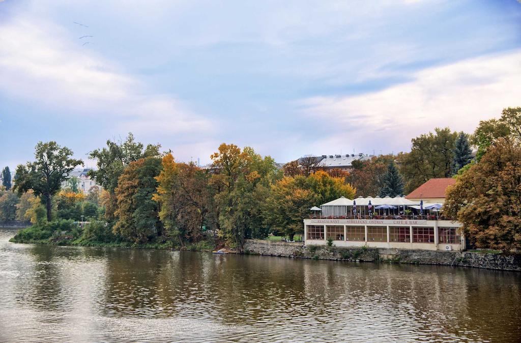 Riverside Apartment Praga Exterior foto